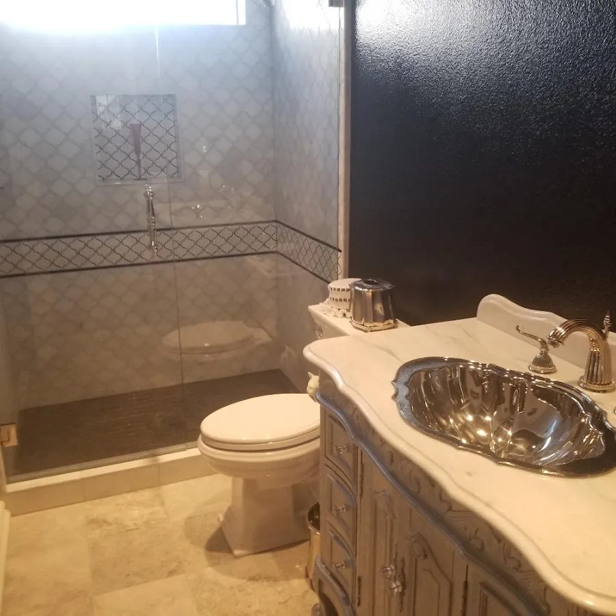 Professional plumbing work and bathroom remodeling in Mira Monte